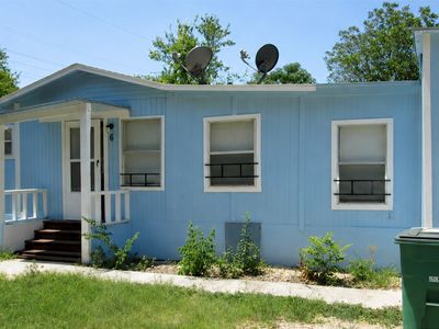 1730 W Poplar