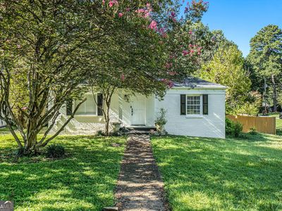 961 Lindbergh Dr NE