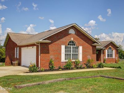 3909 Tuckaleechee Pike