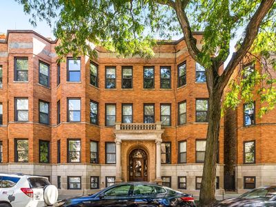 1025 W Balmoral Ave #2B