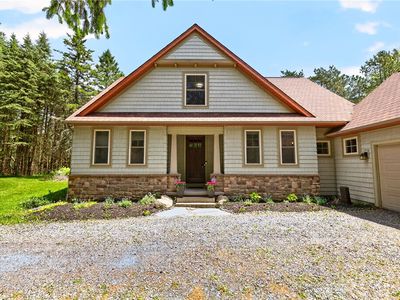 1537 Cranberry Pond Trl