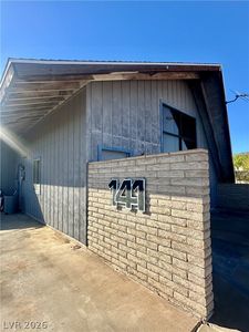 141 W Country Club Dr