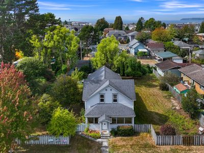869 Harrison Avenue