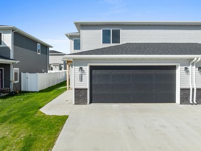 2409 Landmark Dr