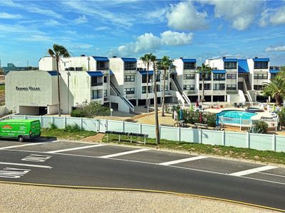 14401 Commodores Dr Unit 211