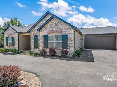 2846 N Cloverdale Rd #144