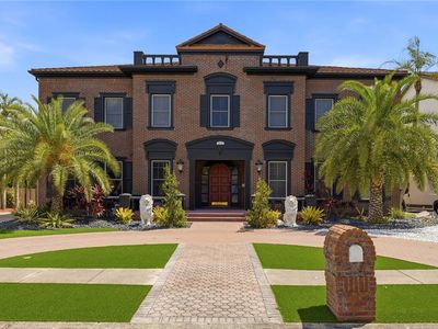 3017 Oakmont Dr