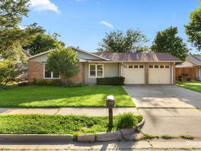 4824 Colleen Dr