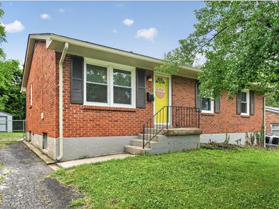3533 King Arthur Dr