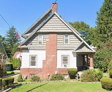 117 N Parker St