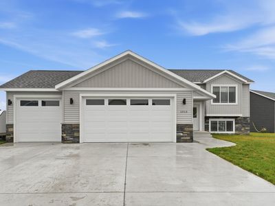 1013 26th Street Loop N