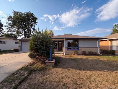 1535 W 15th Street