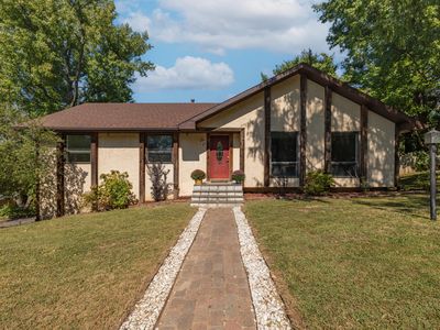 1105 E Melanie Lane