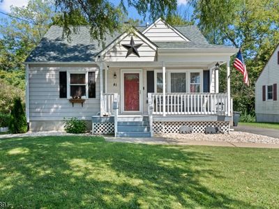 41 N Riverview Rd