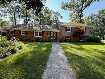 4000 Hemlock Dr