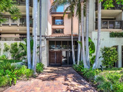 8600 Tuscany Ave Unit 202