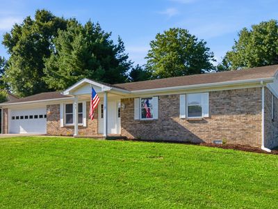 93 Appomattox Dr
