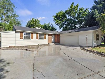 4655 N Bluegrass Ave