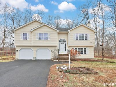 1021 Suffield Street