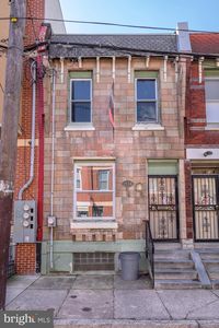 1534 Fontain St