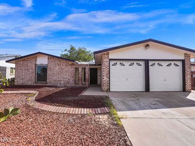 936 Oneida Dr