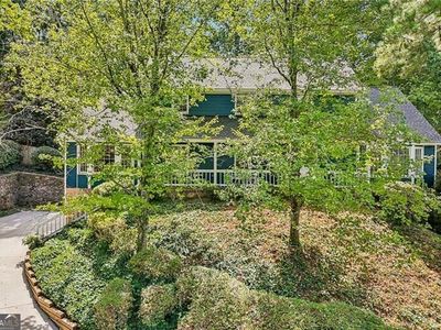 145 Old College Way