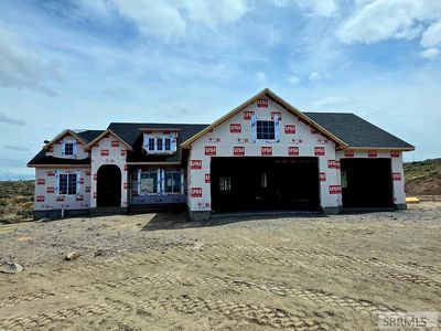 3083 Lancer Ave