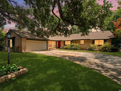 709 Golfcrest Dr
