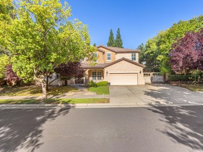 425 Crescent Dr