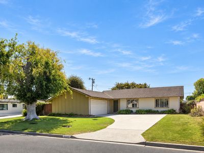 6125 Coloma Dr