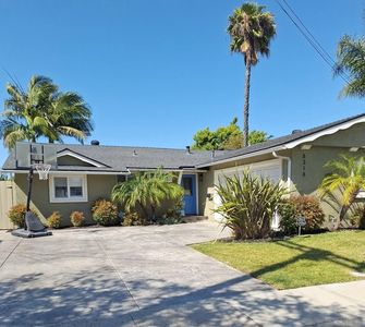 8318 June Lake Dr