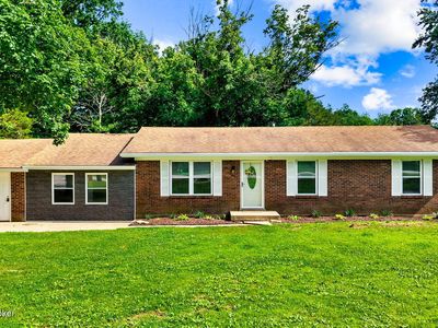 287 Oakridge Dr