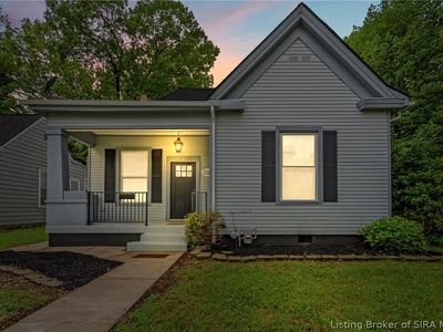 2121 E Elm Street
