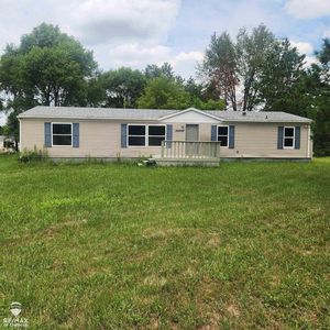 7033 E Mount Morris Rd