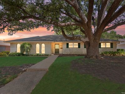 5201 Lake Highlands Dr