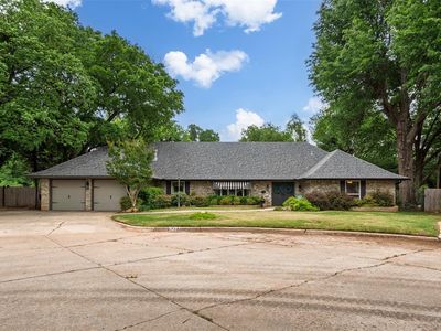 714 Long Cir