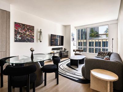 1 City Point #16D