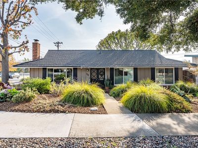 756 E Foothill Blvd