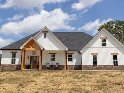 1590 Dogwood Hills Dr