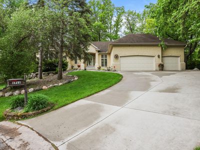 1711 Little Crow Dr