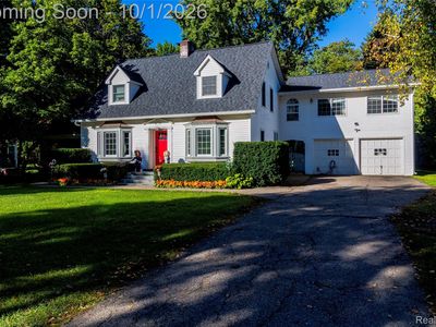 Property at 221 Lincoln St, Lapeer, MI