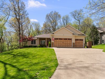 30 Hollows Ct
