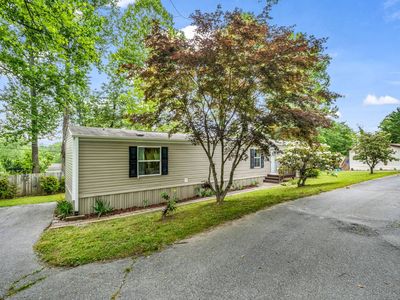 24 Outer Park Dr