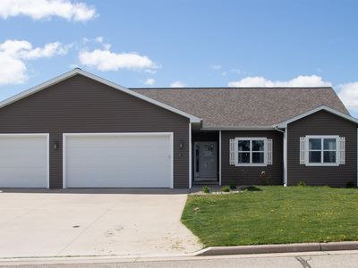 306 Greenbrier Dr