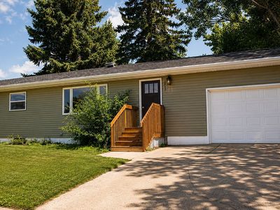 2443 Stewart Dr