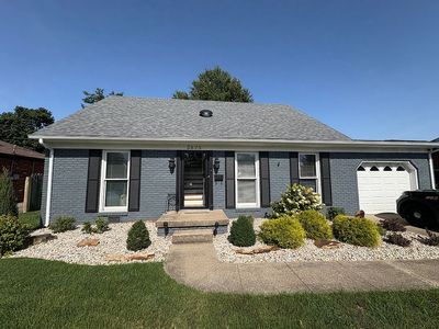 3875 Lewis Ln