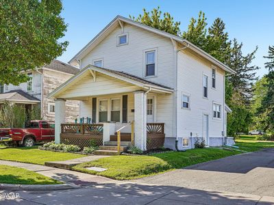 112 E Spring Ave