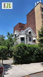 299 Webster Ave