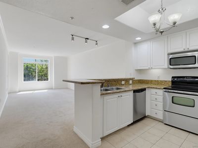 4175 Executive Dr Unit G205