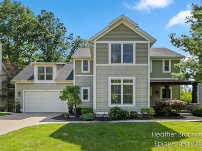 4936 W Village Trl SE